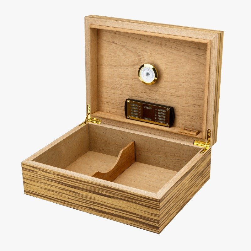 Premium Cigar Humidor