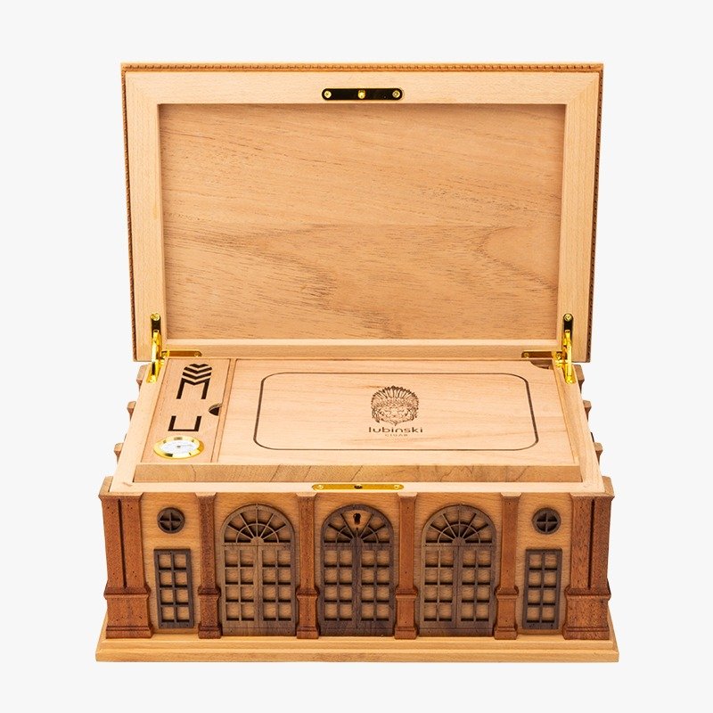 Premium Cigar Humidor