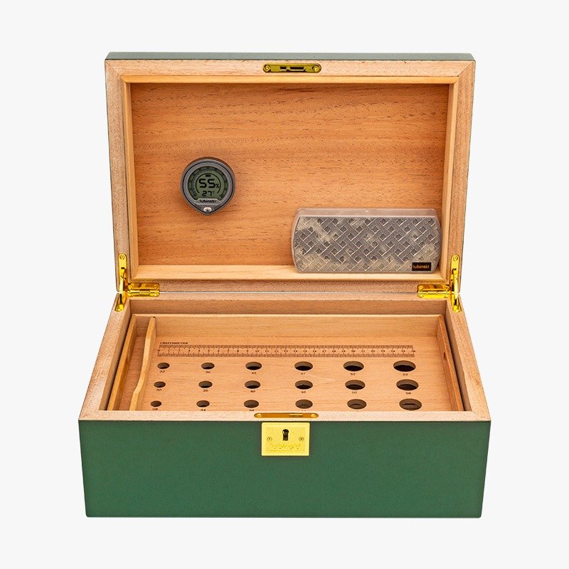 Premium Cigar Humidor